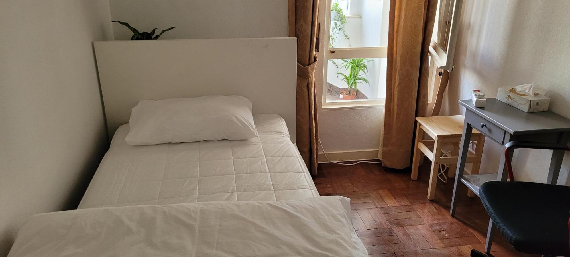 Cozy Near Metro & Airport Privat bolig *